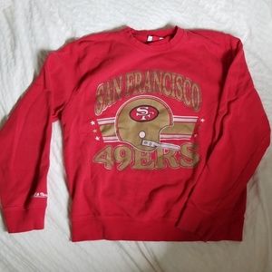 San Francisco 49ers sweatshirt